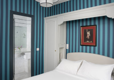 hotel-saint-germain-chambre-classique-bain